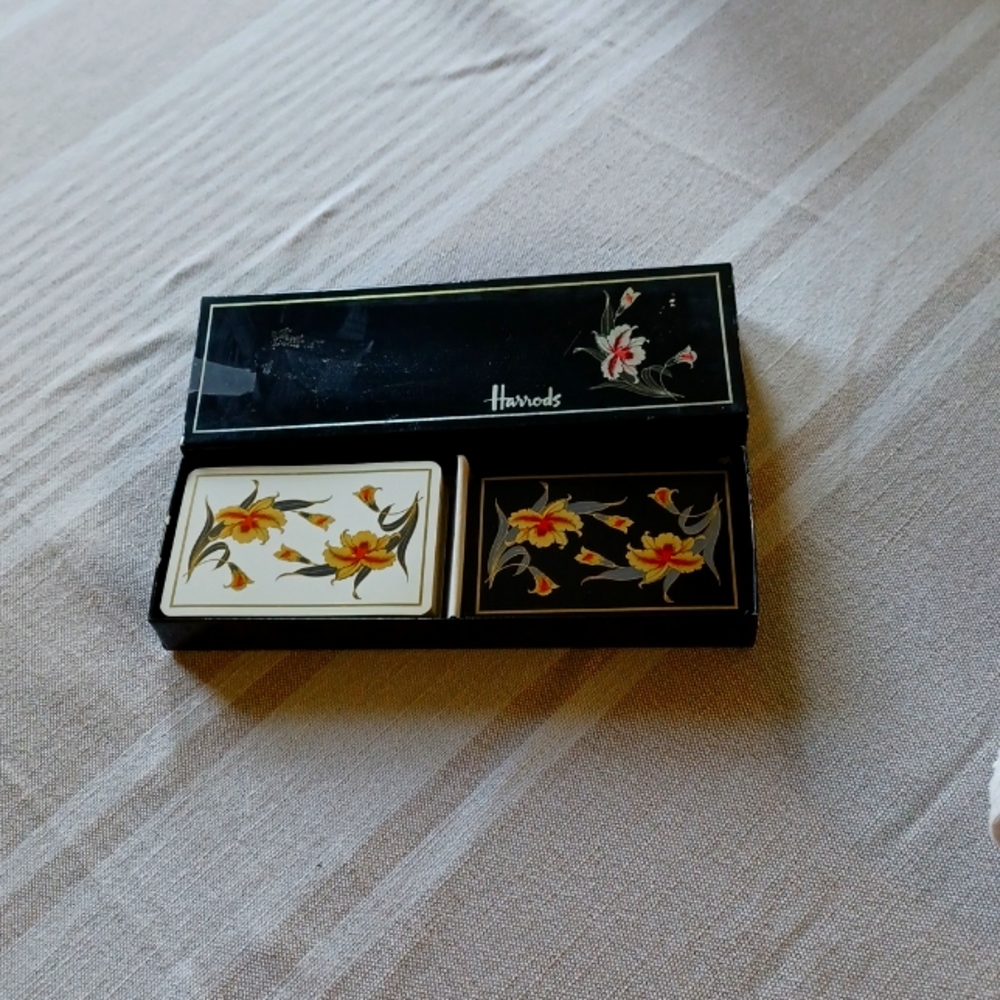 - Harrods of London playing cards